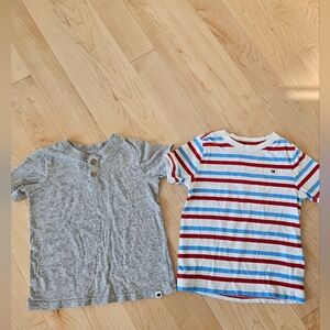 Two t-shirt sz 4-5 tommy hillfiger & little earthling